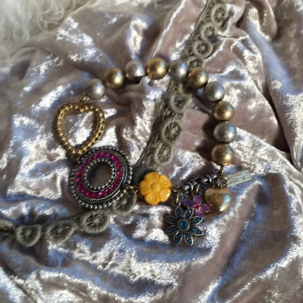 JESSICA SIMPSON Charm Bracelet